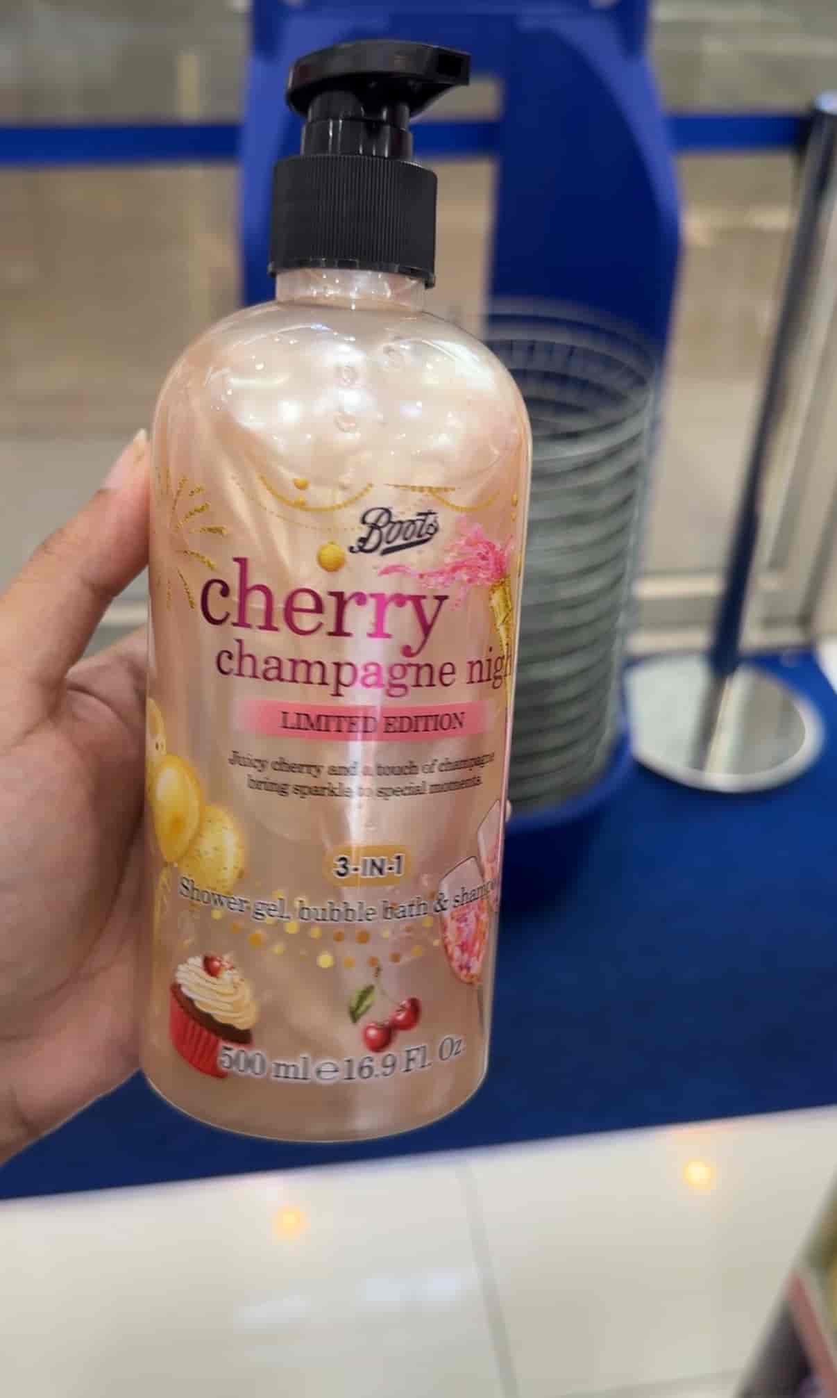 Boots  3-in-1 Shower Gel, Bubble Bath & Shampoo (Limited Edition) 2
