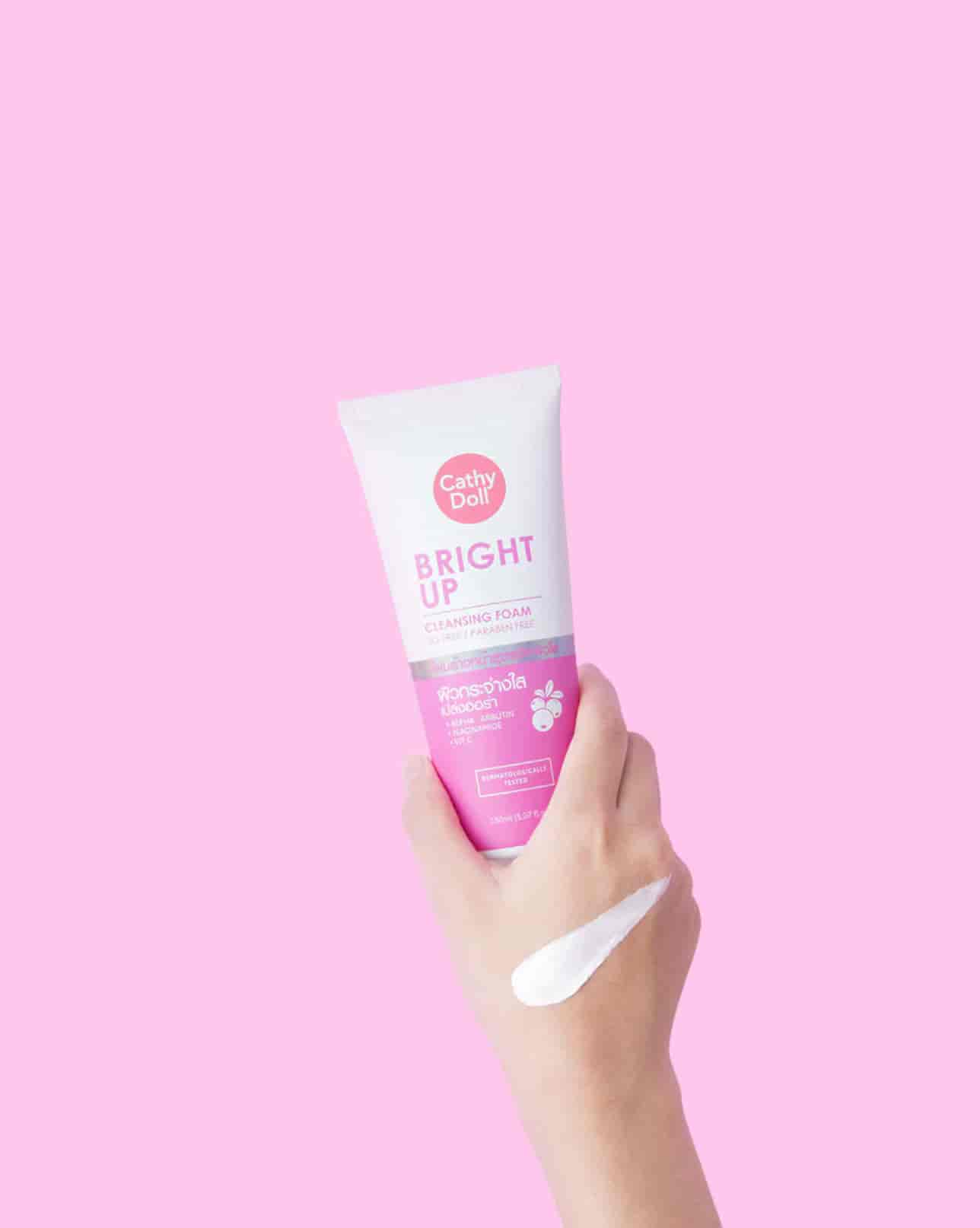 Cathy Doll Bright Up Cleansing Foam  3