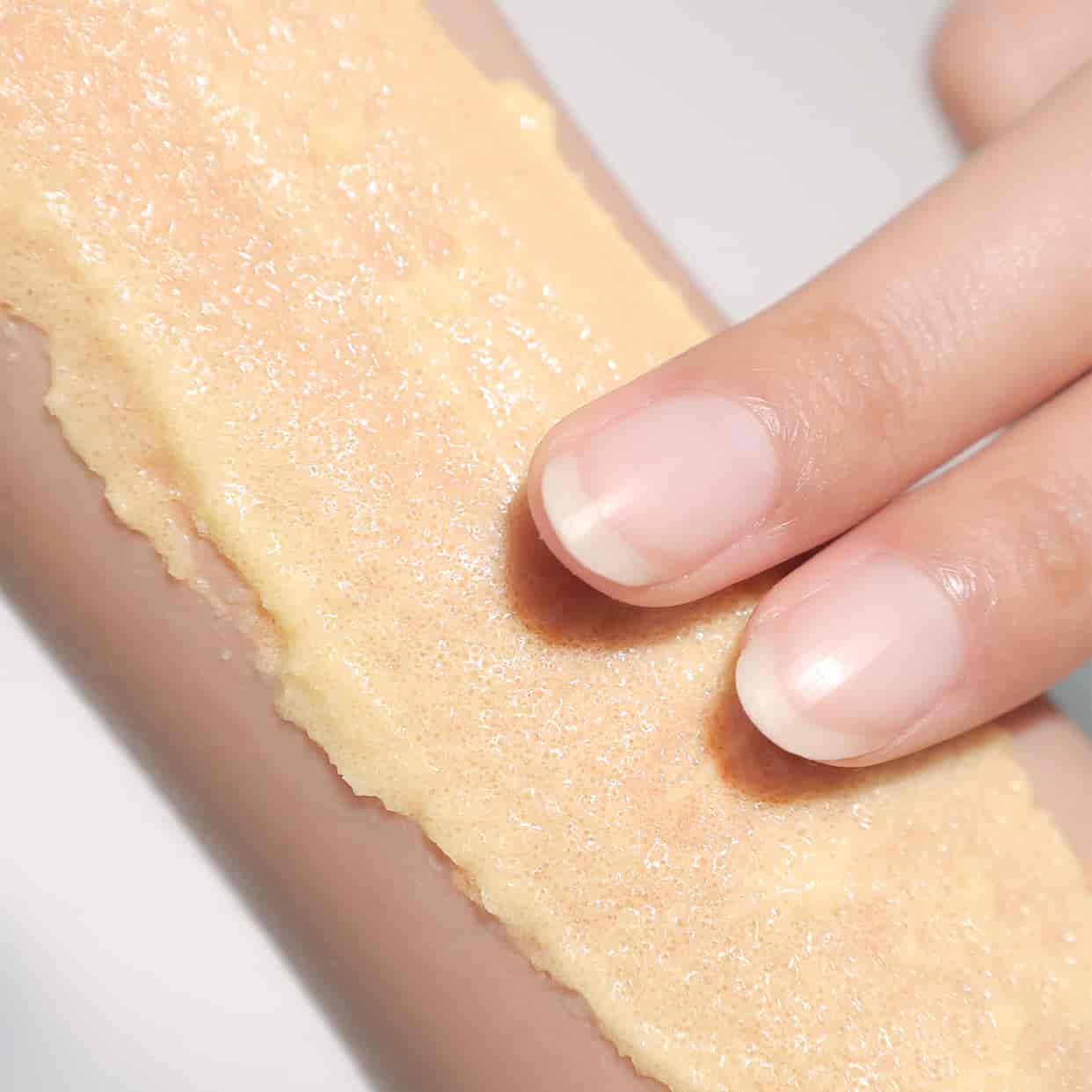 Sugar Gluta Scrub 4